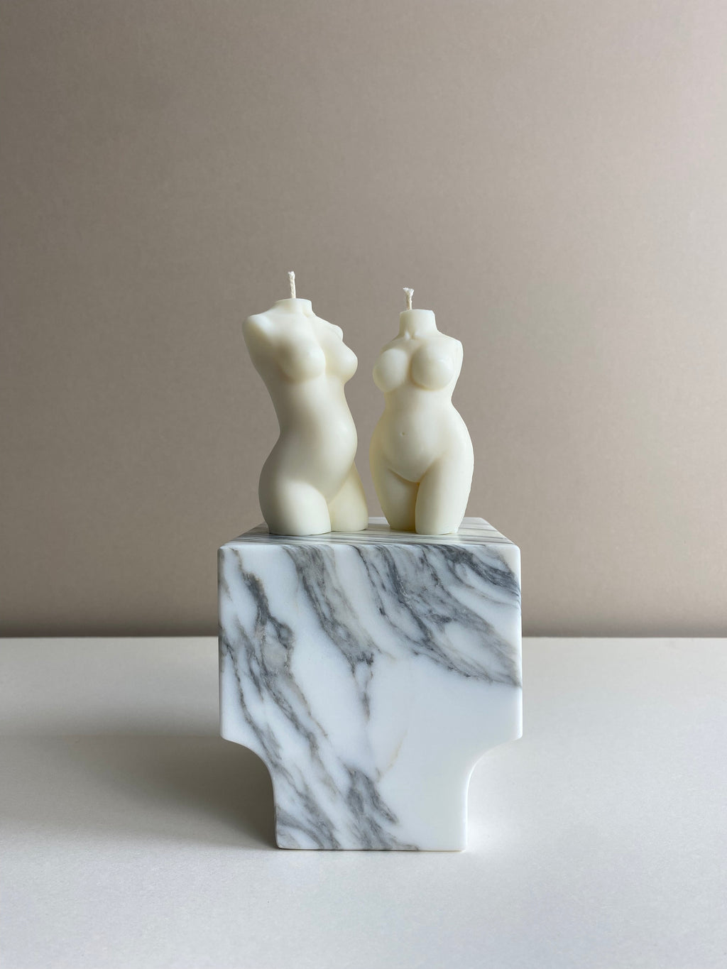 Atelier Ethos Pair Of Curvy And Pregnant Lady Candles A candle duo in natural soy wax celebrating motherhood and sculptural artistry. Perfect as a baby shower or gift for expecting couples. Sustainable, luxurious, and 10% of profits donated to charity. £1
