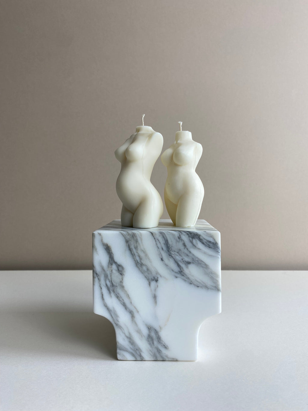 Atelier Ethos Pair Of Curvy And Pregnant Lady Candles A candle duo in natural soy wax celebrating motherhood and sculptural artistry. Perfect as a baby shower or gift for expecting couples. Sustainable, luxurious, and 10% of profits donated to charity. £1