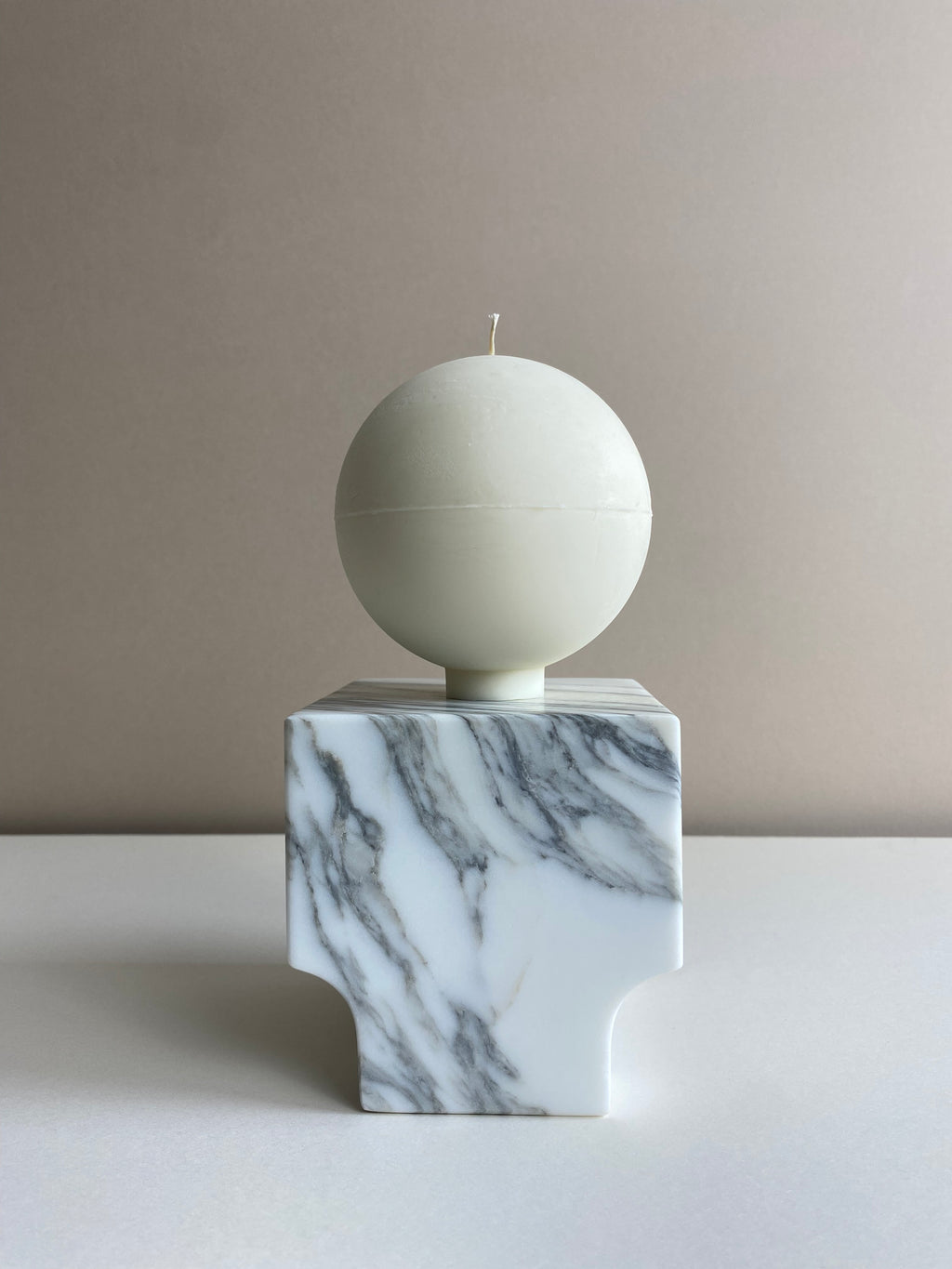 Atelier Ethos Large Sphere Candle Smooth and minimalist, a candle hand-poured in natural soy wax. Refined craftsmanship meets sustainable luxury, with 10% of profits supporting charity. £18.00
