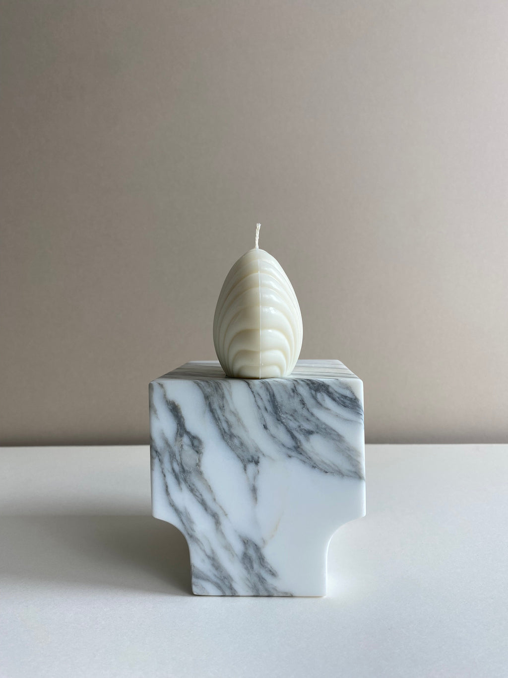 Large Seashell Candle